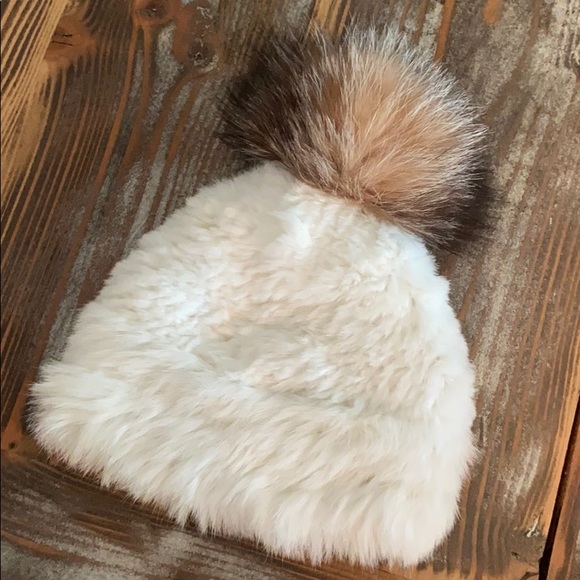 Surell Accessories - 100% Rabbit and Fox Fur Pom Hat